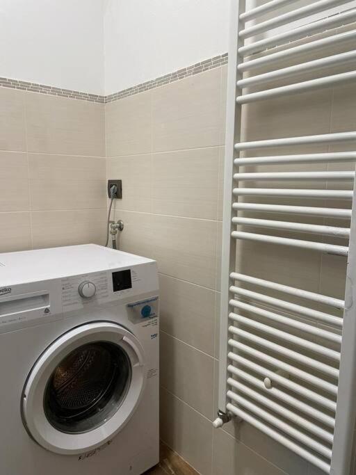Ferienwohnung La Dimora Delle Rose Passignano sul Trasimeno Exterior foto