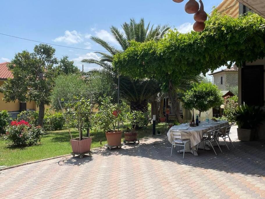 Ferienwohnung La Dimora Delle Rose Passignano sul Trasimeno Exterior foto