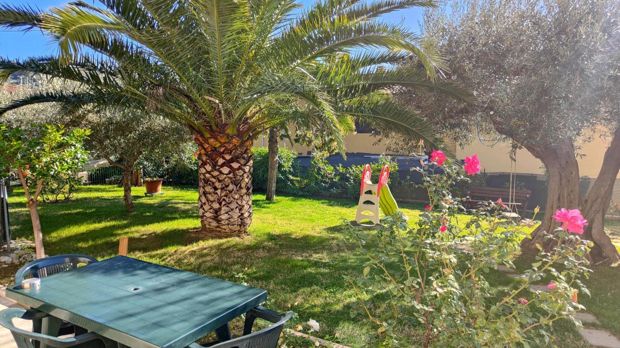 Ferienwohnung La Dimora Delle Rose Passignano sul Trasimeno Exterior foto